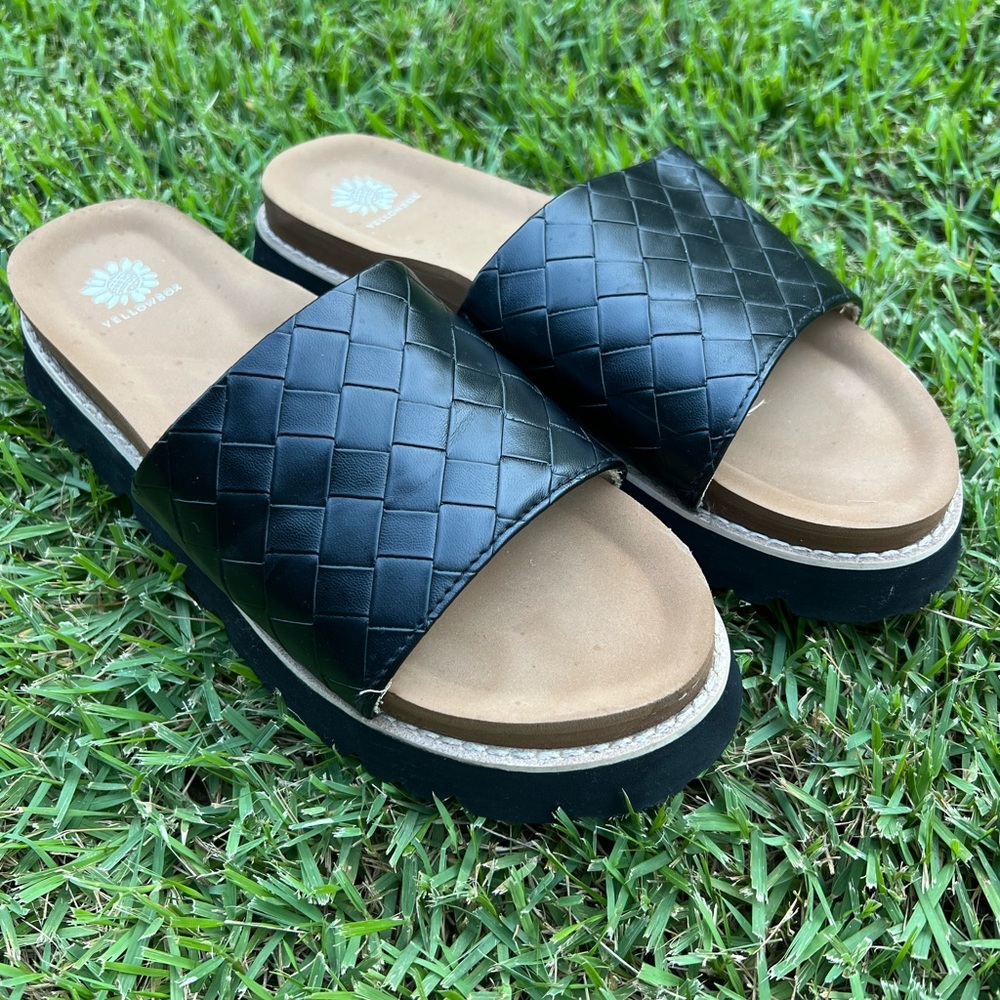 Yellow Box Woven Slides